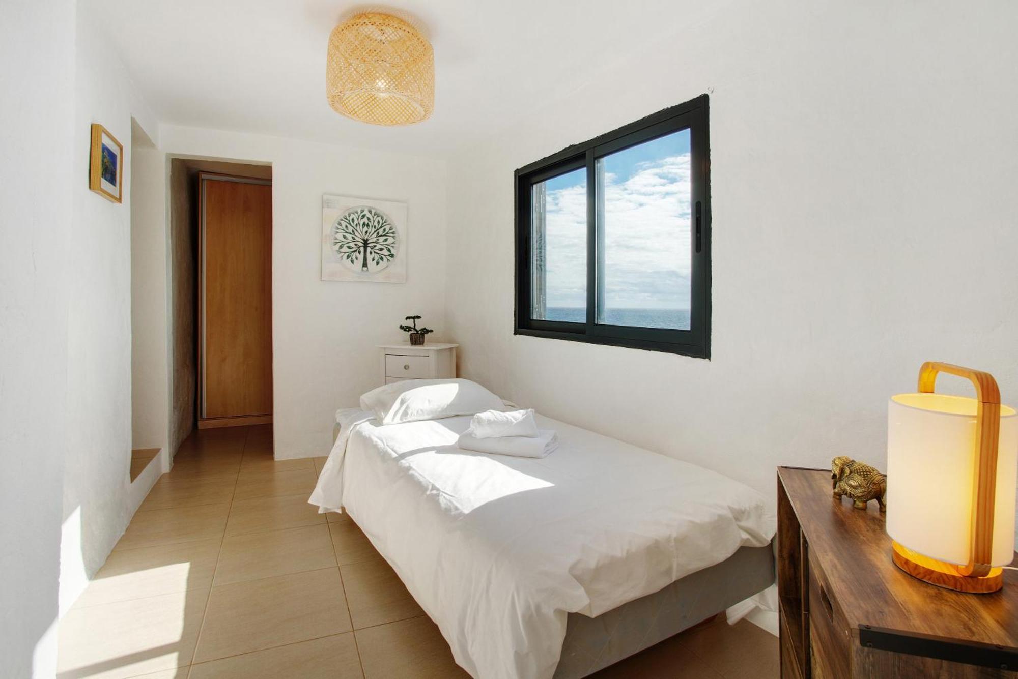 The Yellow House Jardim do Mar Exterior photo